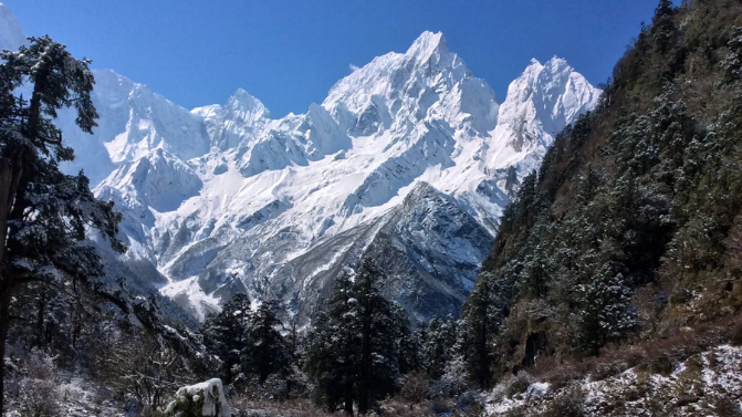 Sing Gompa – Gosaikunda (4,380 m (14,370 ft)