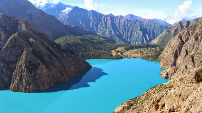 Trek to Jharana Hotel