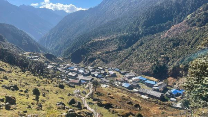 Drive from Birtamode to Taplejung